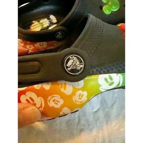 CROCS Size J1 Classic Disney Mickey Mouse Rainbow Celebration - Picture 10 of 10